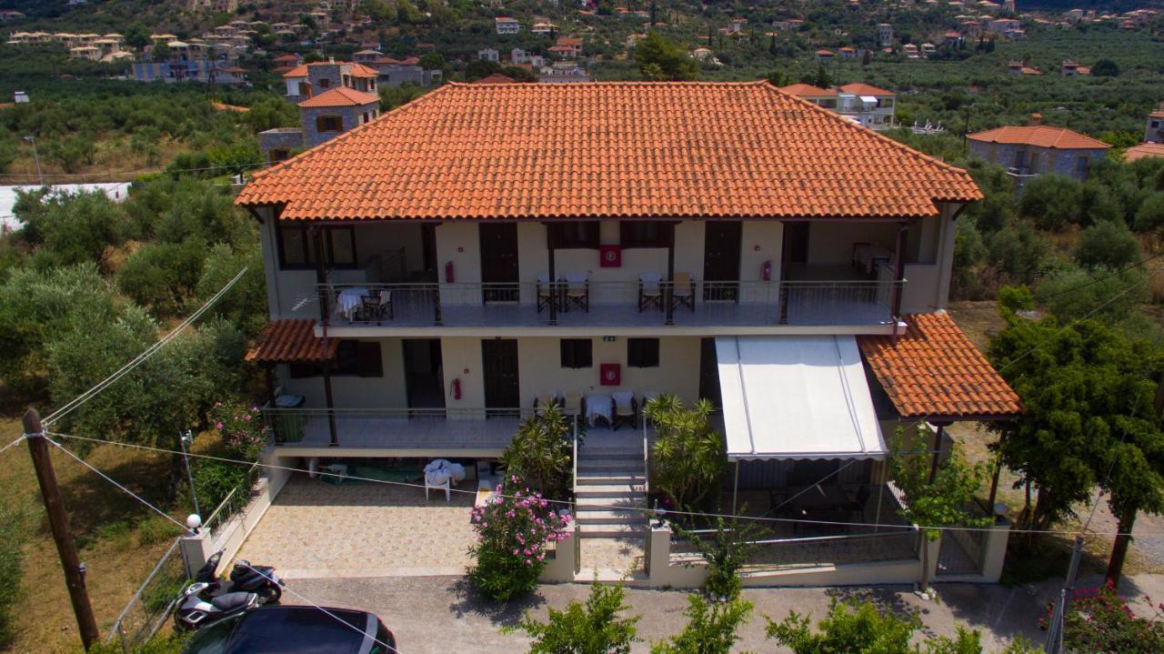 Stoúpa Theano Apartments מראה חיצוני תמונה